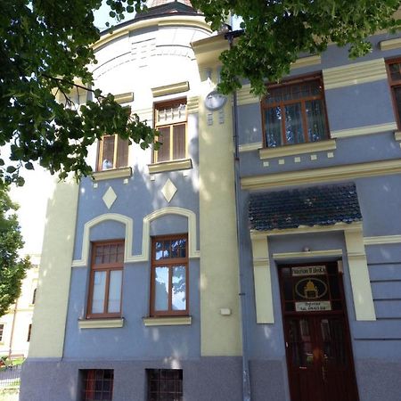 Penzion U Skoly Staré Město المظهر الخارجي الصورة